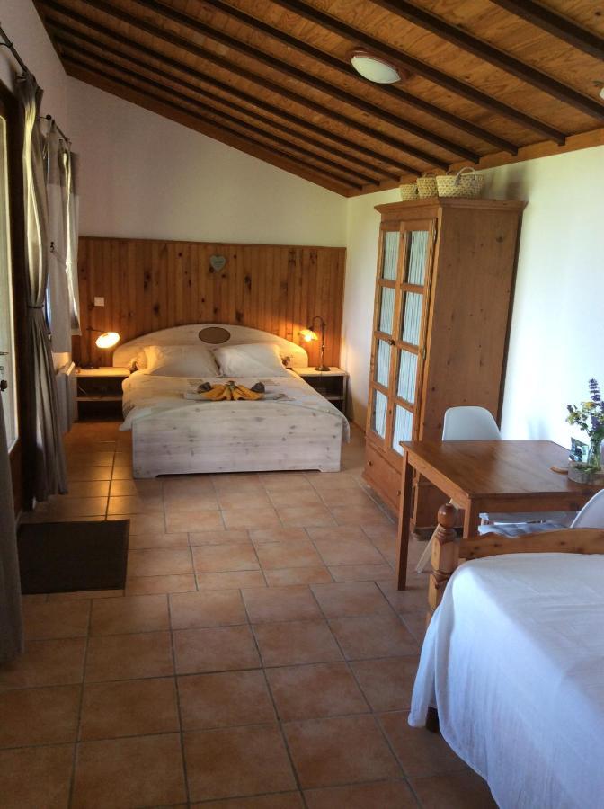 Chambre D'Hotes Grange De La Bastide Laveissiere Exterior photo